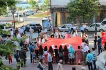 FATSA ÜLKÜ OCAKLARI LİC''DEKİ BAYRAĞIN İNDİRİLMESİNİ PROTESTO ETTİLER