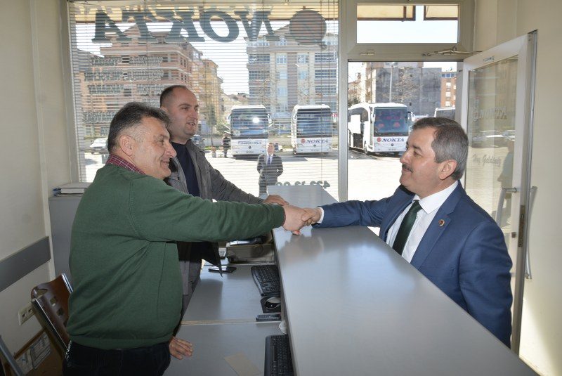 Başkan anlayan, esnaftan destek istedi