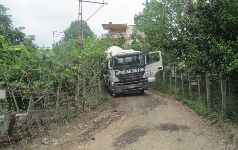 Fatsa'da Beton Yol Çalışması