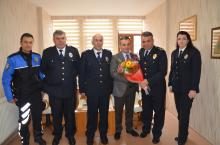 POLİSLERDEN BELEDİYEYE NEZAKET ZİYARETİ