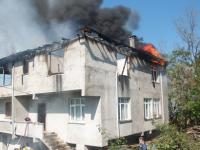 MÜSTAKİL EVDE YANGIN ÇIKTI